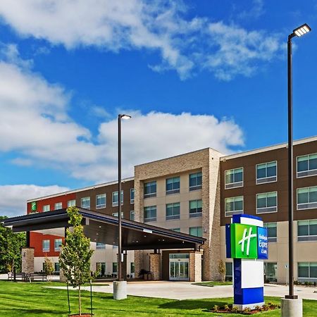 Holiday Inn Express & Suites - Parsons By Ihg Buitenkant foto