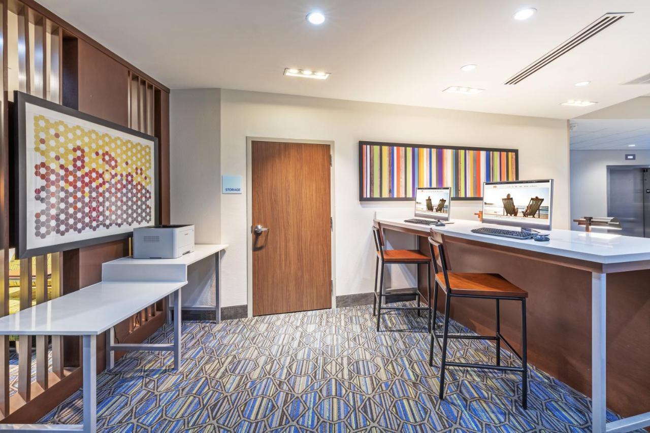 Holiday Inn Express & Suites - Parsons By Ihg Buitenkant foto