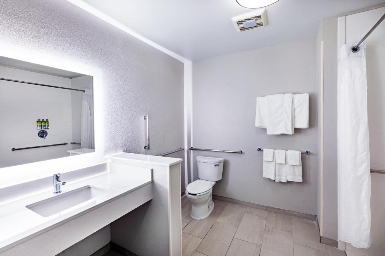 Holiday Inn Express & Suites - Parsons By Ihg Buitenkant foto