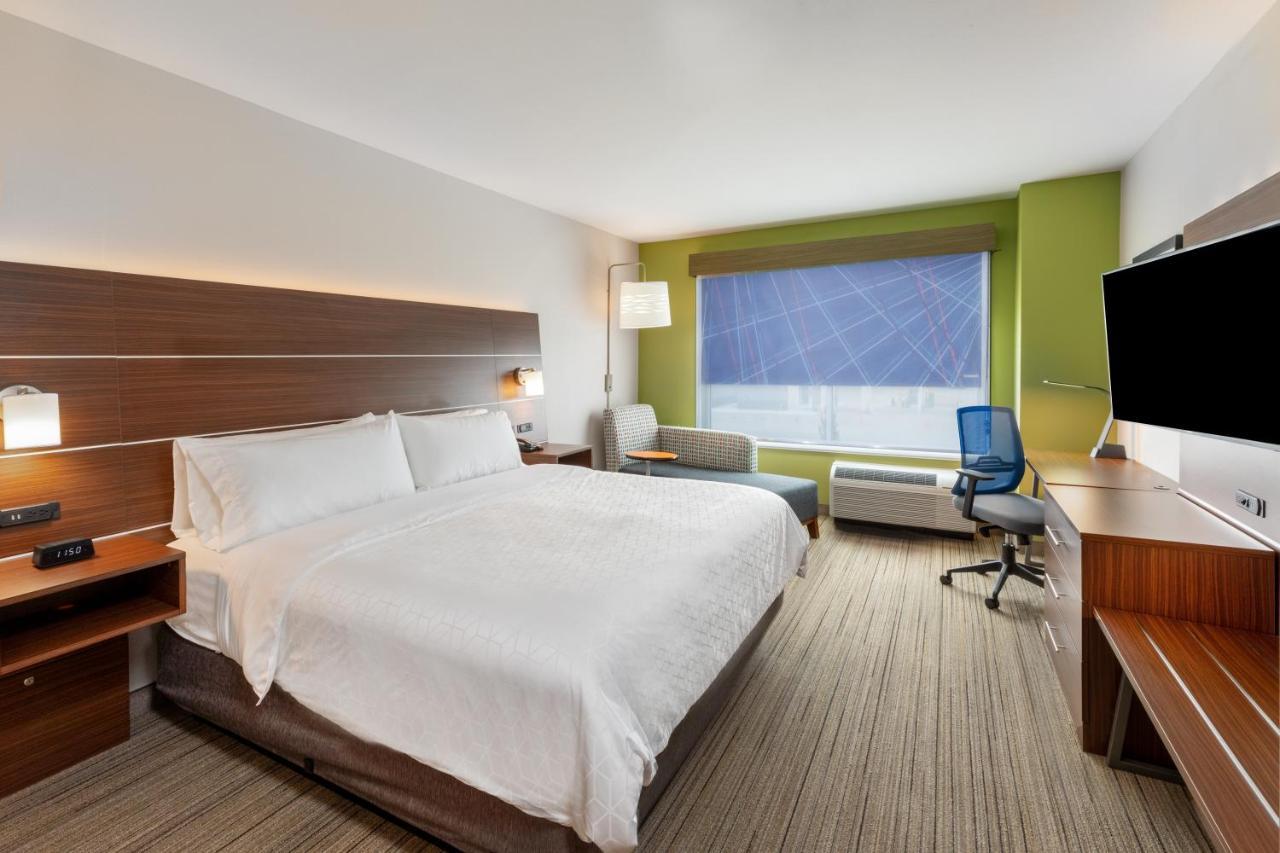 Holiday Inn Express & Suites - Parsons By Ihg Buitenkant foto